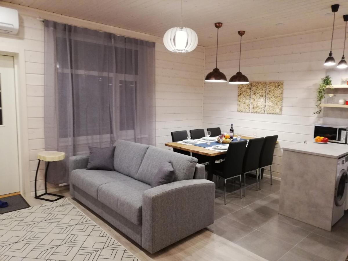 Ammatour Apartments Uro ภายนอก รูปภาพ